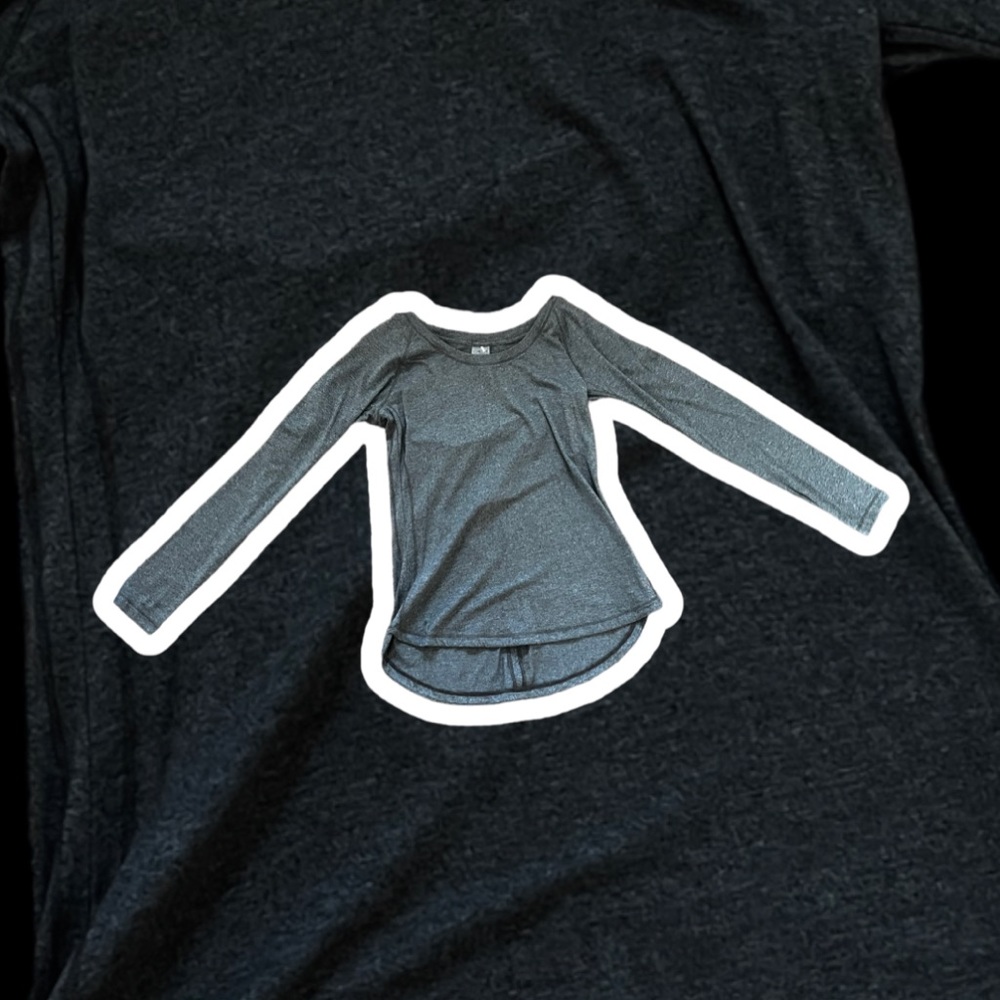 CALIA BY CARRIE UNDERWOOD UNWORN LONG SLEEVE GREY SHIRT